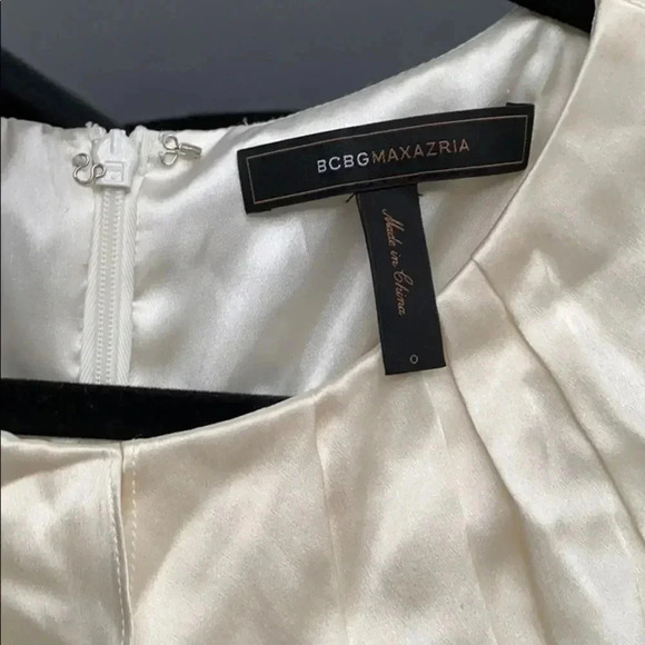 BCBG Maxazria Satin Silk Ivory Ruffle Bust Straight Shift Black Dress Size 0 - Picture 9 of 12